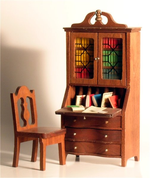 1940s STROMBECKER Dollhouse Furniture Ivory Painted Cedar Blanket Chest 1930s 