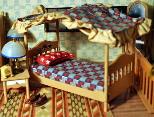 Description: Description: Description: doll446.jpg (94717 bytes)